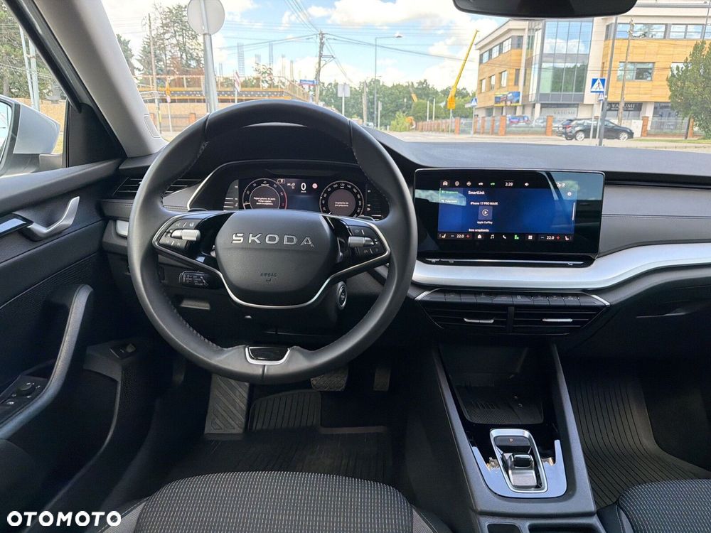 Skoda Octavia 1.5 TSI mHEV Selection DSG - 13