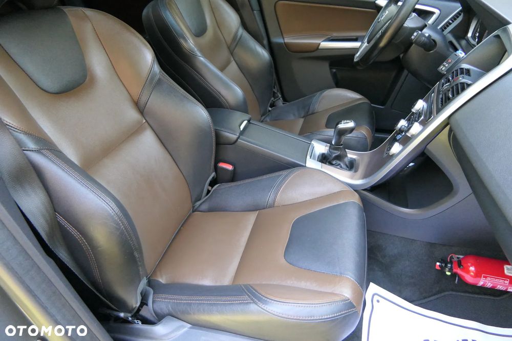 Volvo XC 60 D3 Drive-E Summum - 20