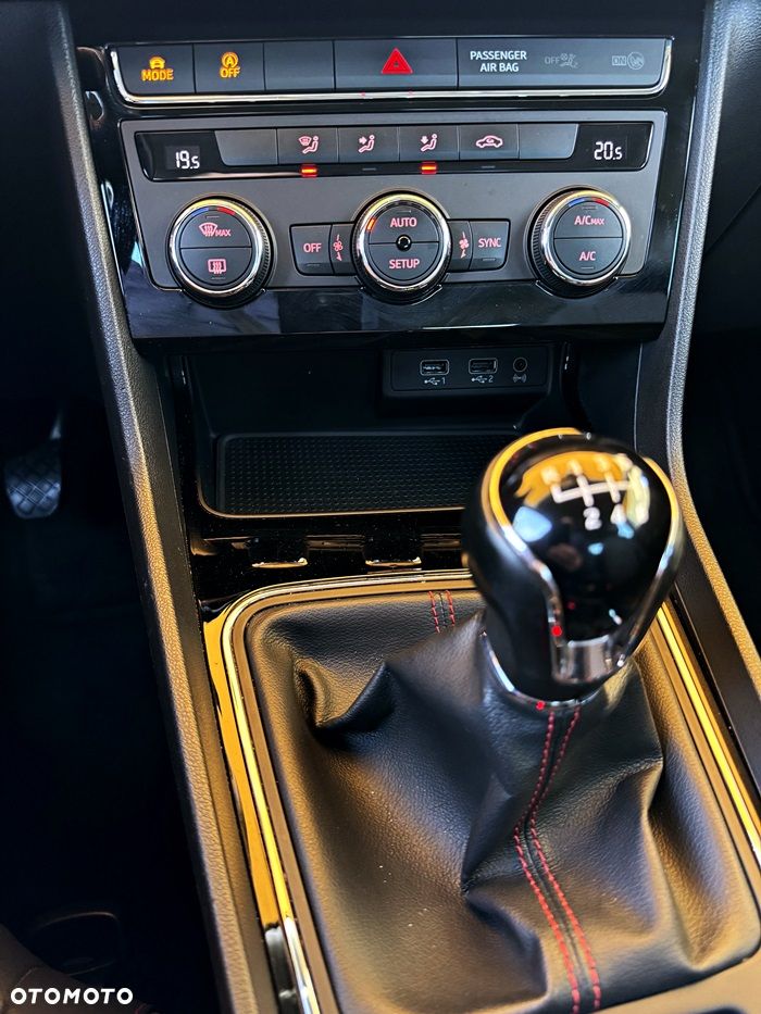 Seat Leon 1.4 TSI FR Black S&S - 27