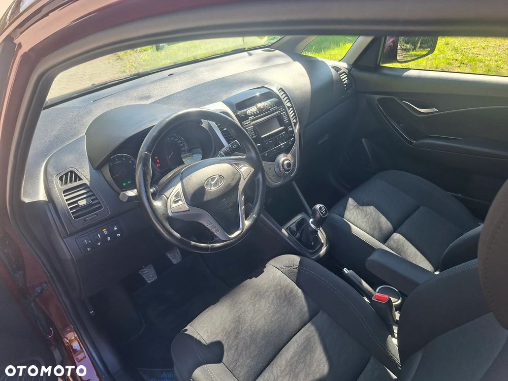 Hyundai ix20 1.4 blue Passion - 29