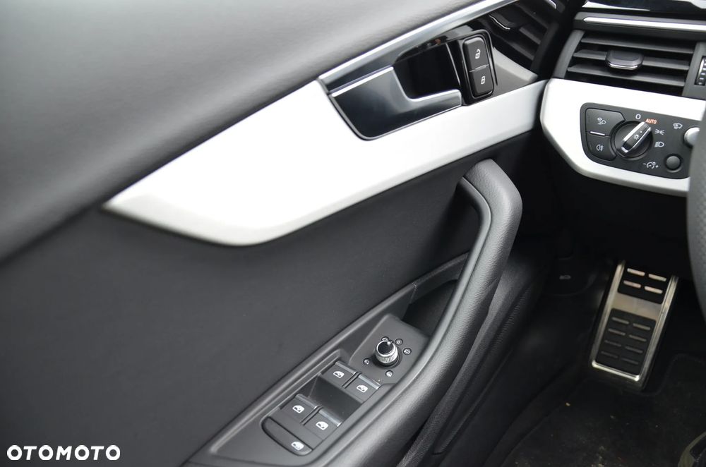 Audi A4 Avant 35 TFSI S tronic S line - 26