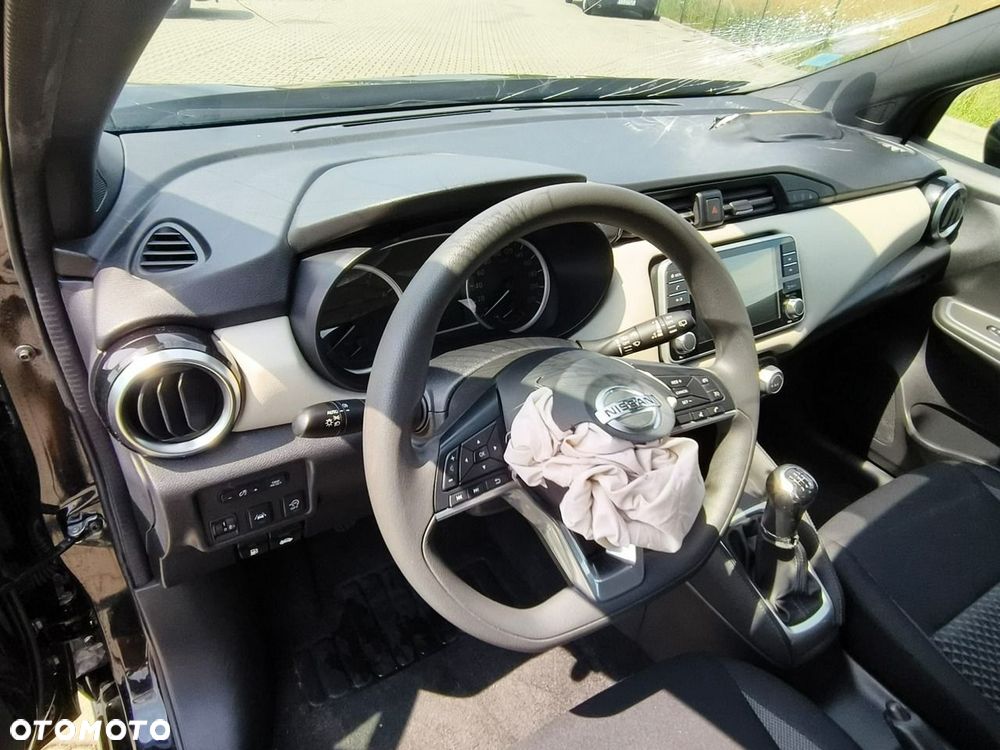 Nissan Micra - 10