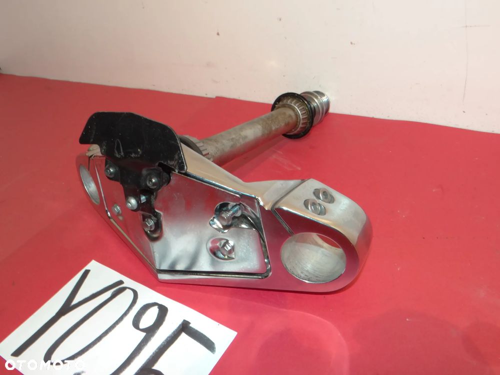 Y095   YAMAHA XV 1900 RAIDER PÓLKA DOLNA ZAWIESZENIA - 18