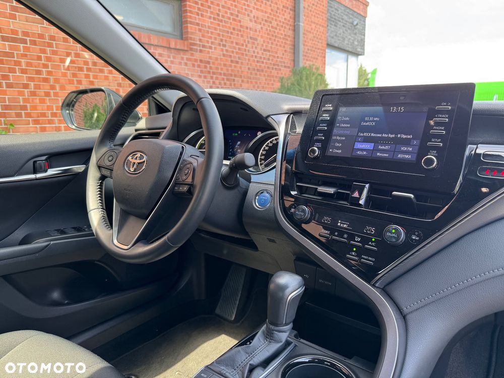 Toyota Camry 2.5 Hybrid Comfort CVT - 4