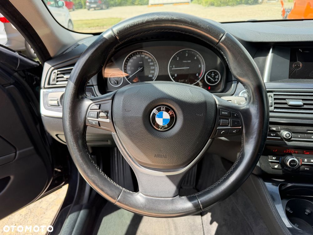 BMW Seria 5 - 23