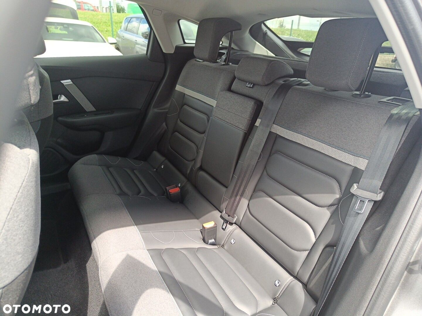 Citroën C4 1.2 PureTech Shine S&S EAT8 - 10