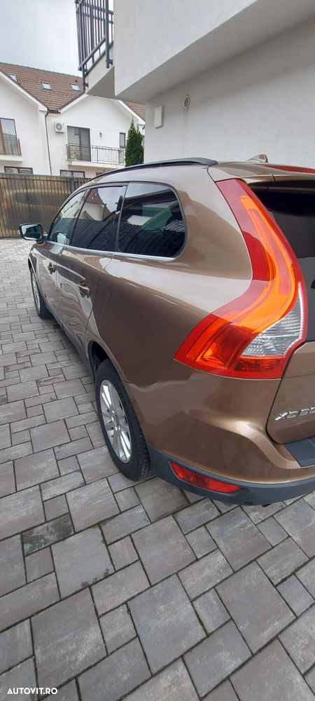 Volvo XC 60 2.4D AWD Base - 21