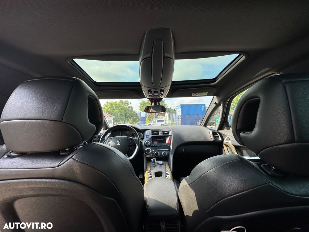 Citroën DS5 Hybrid4 EGS6 SportChic - 19