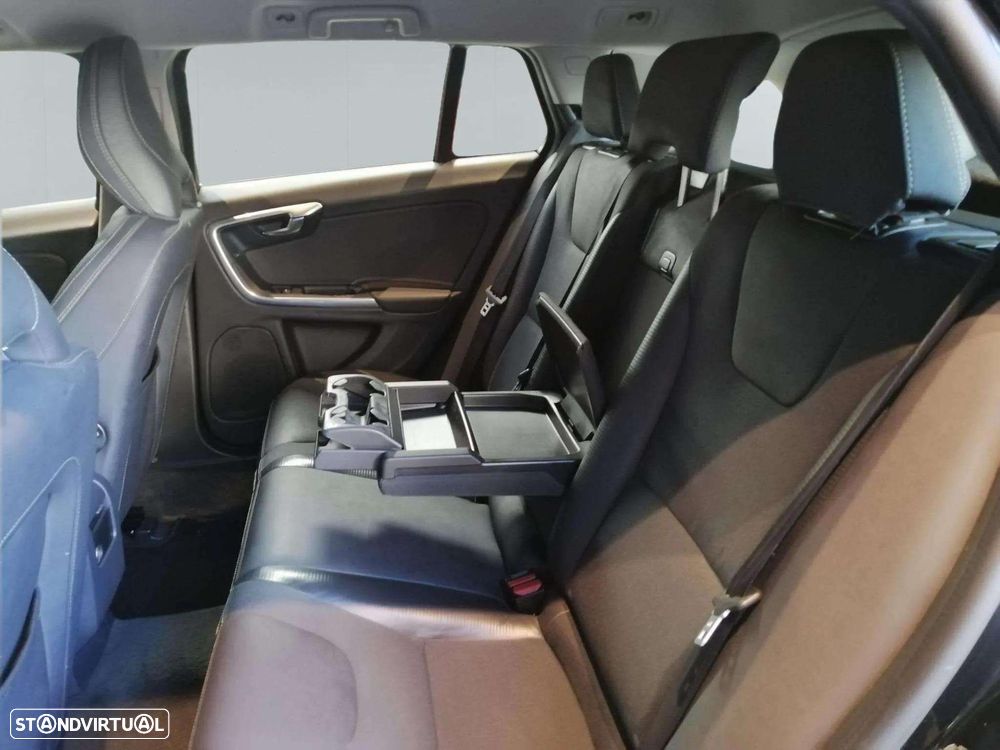 Volvo V60 - 26