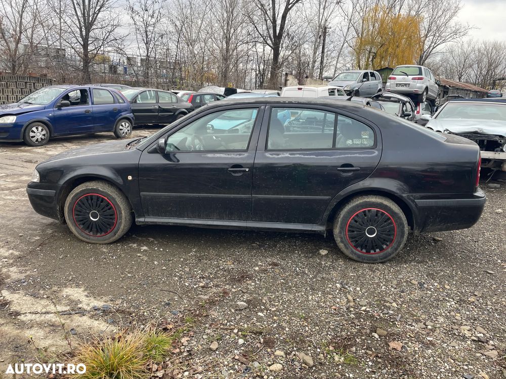Dezmembrez Skoda Octavia 1 Tour 1.4 55kW 60CP BCA an 2005 - 2