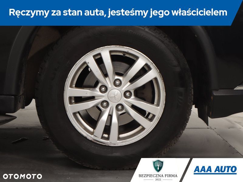 Mitsubishi Outlander - 17