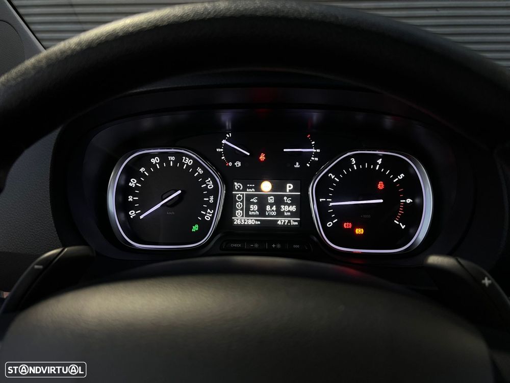 Toyota Proace 2,0-l-D-4D L1 (8L) Auto Verso Club - 24