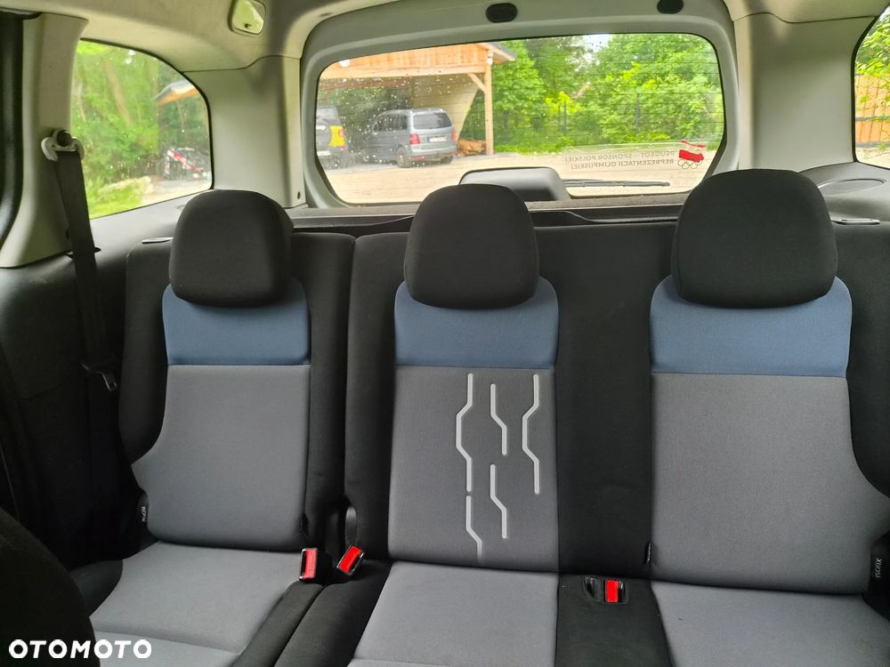 Peugeot Partner 1.6 HDi Active - 11