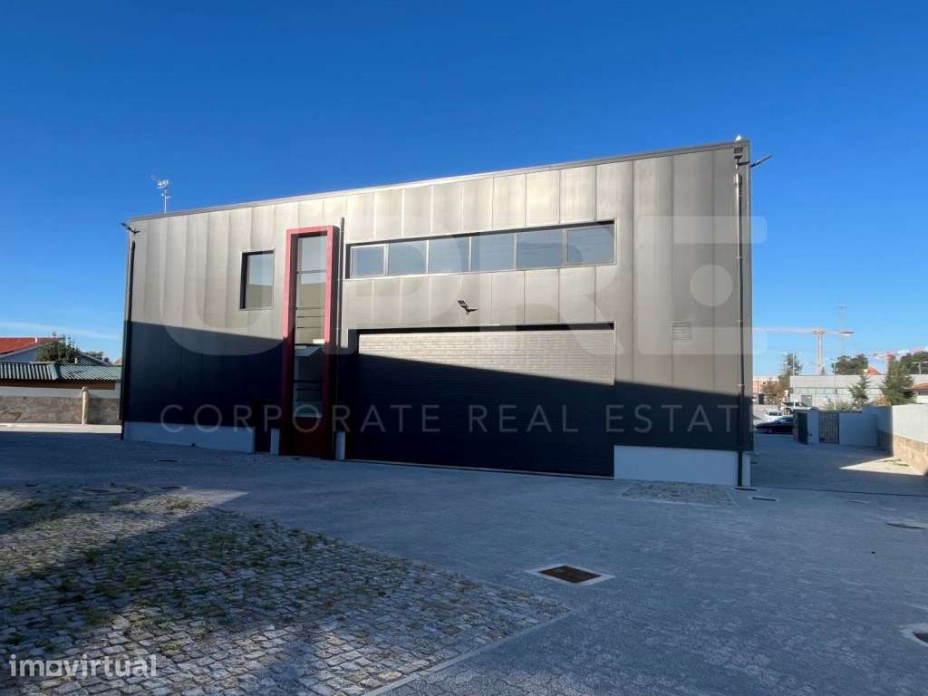 ARMAZÉM 612,20m2 | ARRENDA | MAIA (Aeroporto) - Grande imagem: 4/14