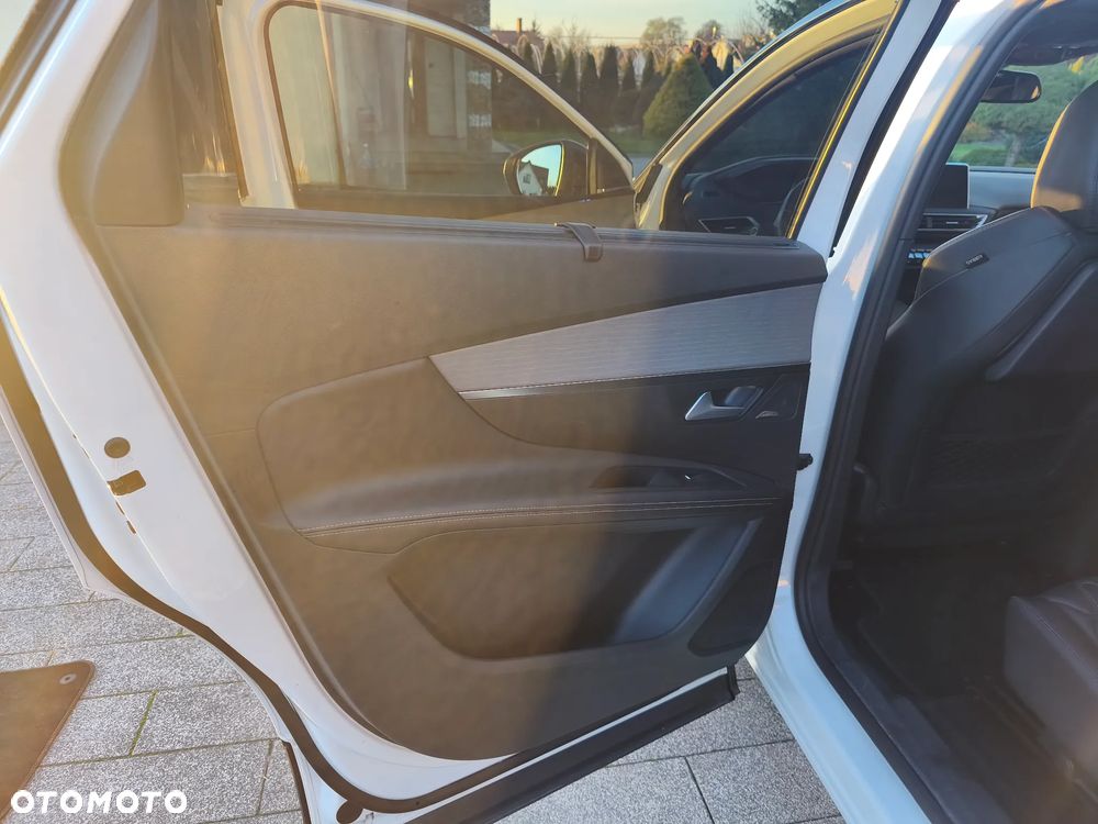 Peugeot 5008 2.0 BlueHDI GT S&S EAT8 - 16