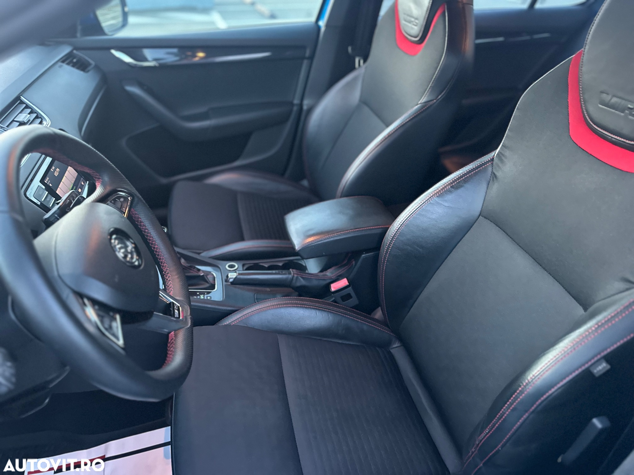 Skoda Octavia 2.0 TDI RS DSG - 20