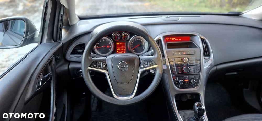 Opel Astra IV 1.6 Cosmo - 25