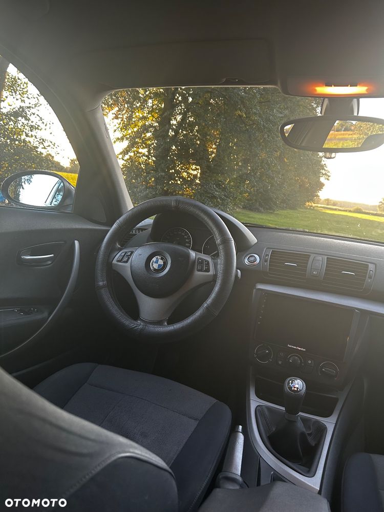 BMW Seria 1 118d - 8
