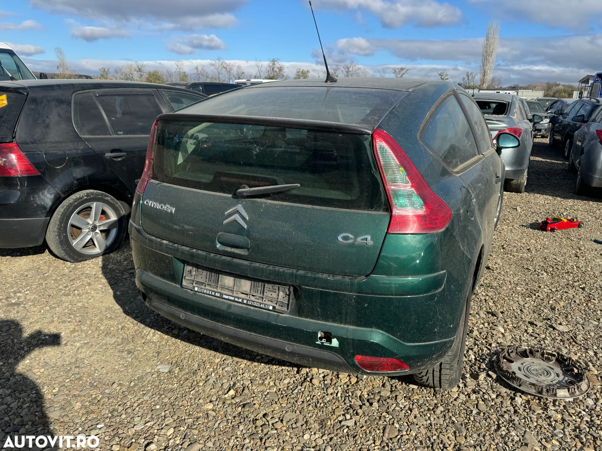 Dezmembram Citroen C4 1.4b an fabr 2006 KFU - 3