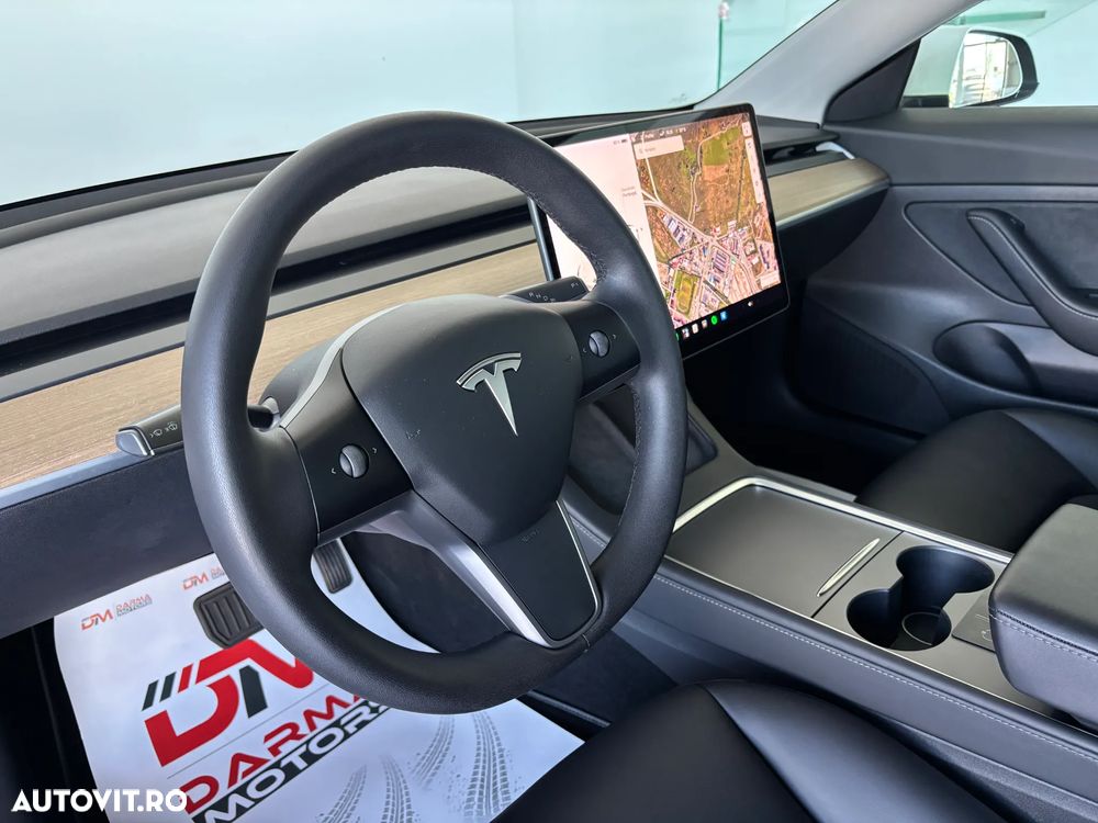Tesla Model 3 Standard Reichweite Plus Hinterradantrieb - 12