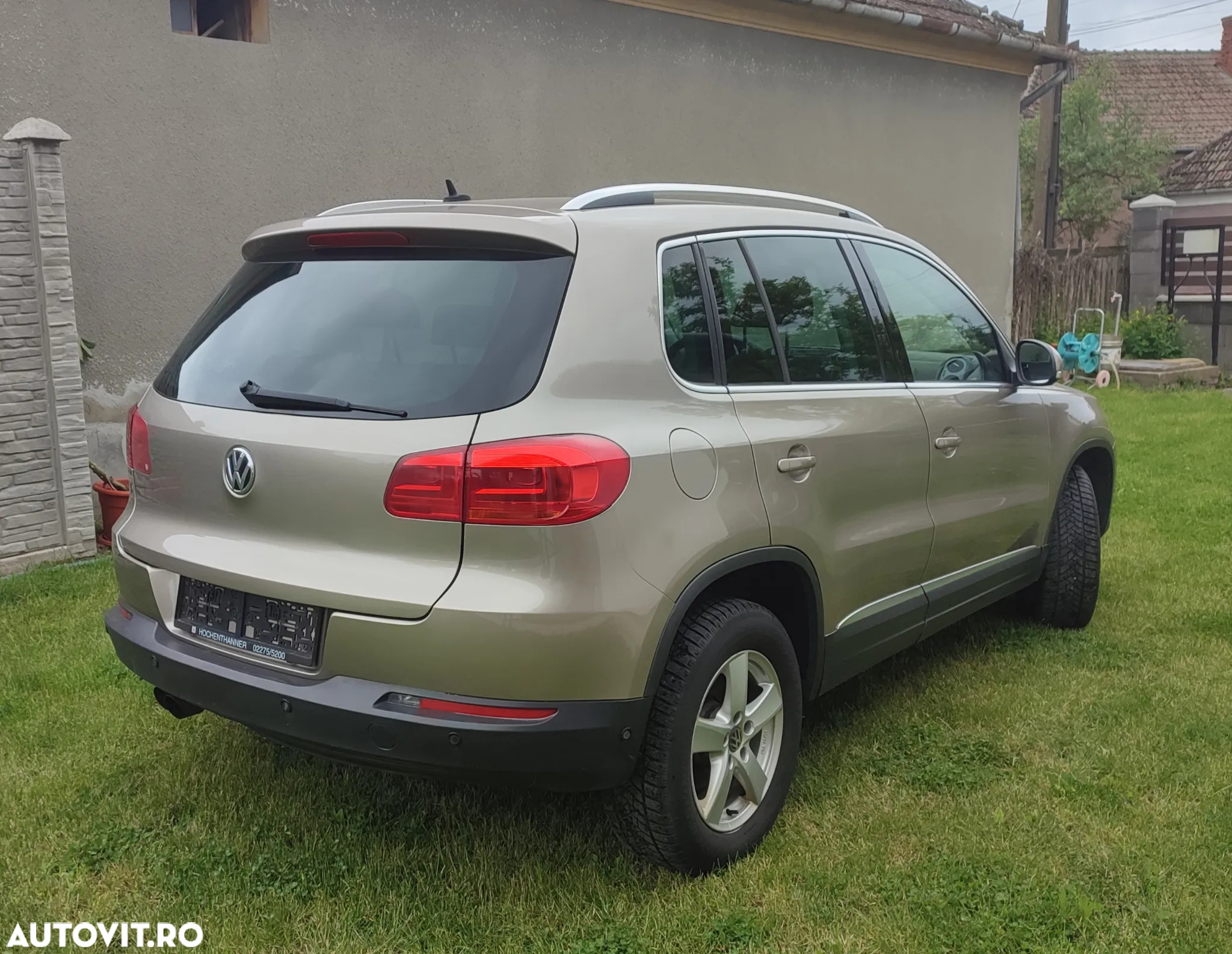 Volkswagen Tiguan 2.0 TDI 4Motion Track & Field - 3
