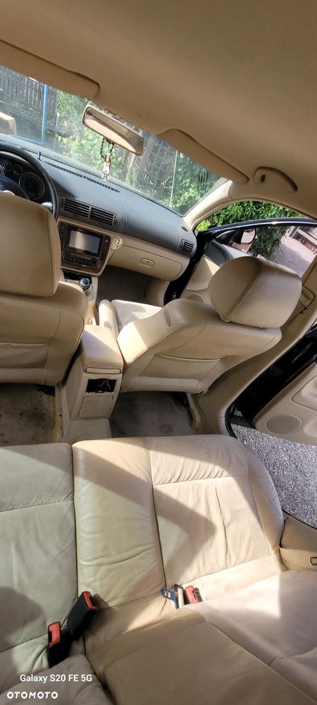 Volkswagen Passat 1.8T Highline - 17