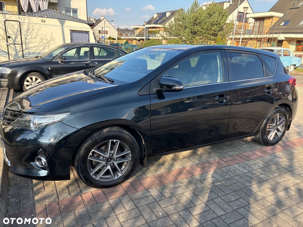 Toyota Auris 1.6 Prestige - 11