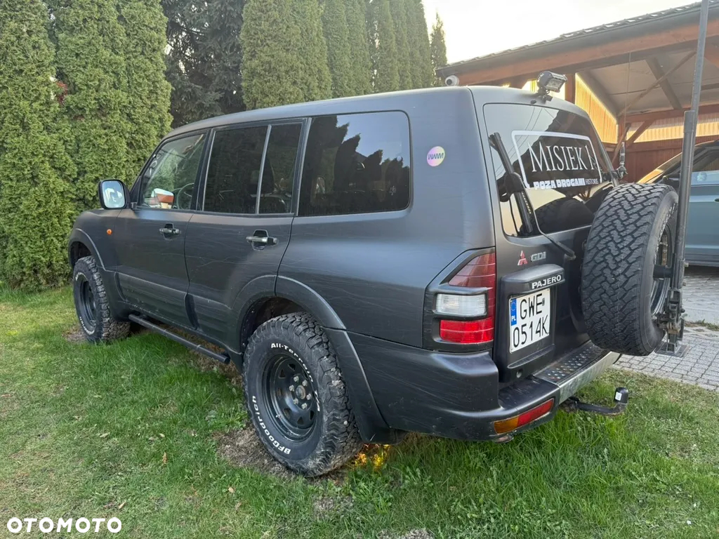 Mitsubishi Pajero 3.5 V6 GDI (lea)