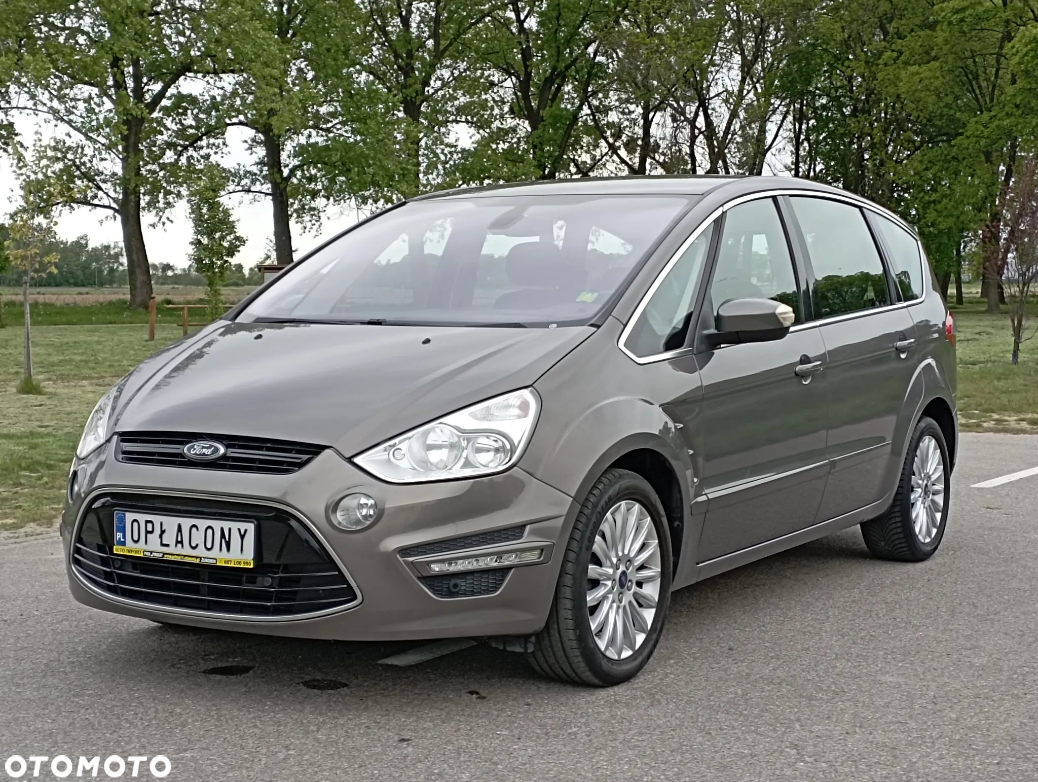 Ford S-Max - 13