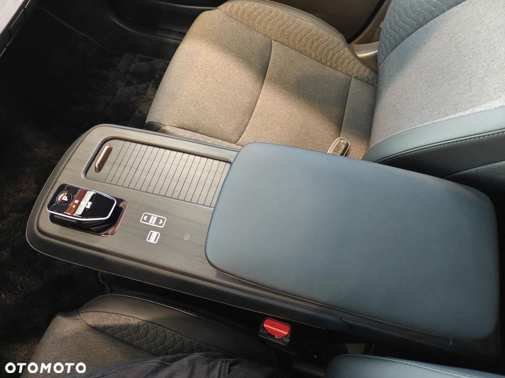 Nissan Ariya 87kWh E-4orce Advance - 13