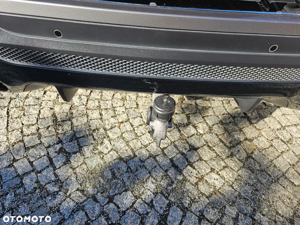 Mercedes-Benz GLB 200 d 4-Matic AMG Line 8G-DCT - 11