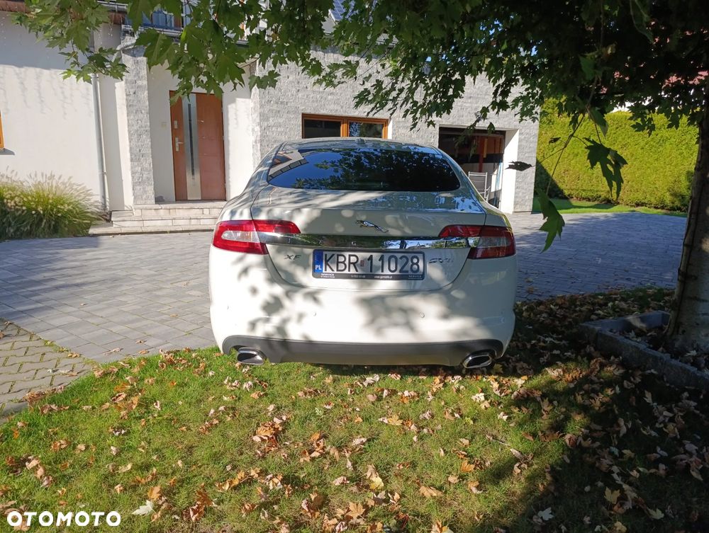 Jaguar XF 4.2 SV8 - 5