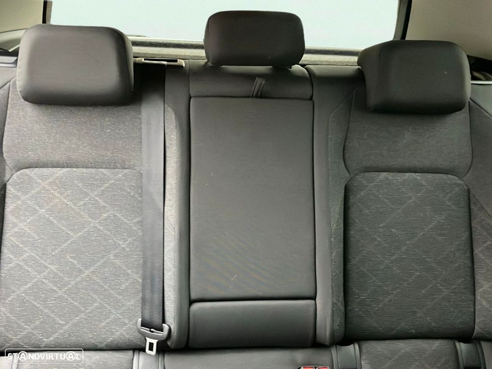 VW Golf 1.0 TSI Life - 16