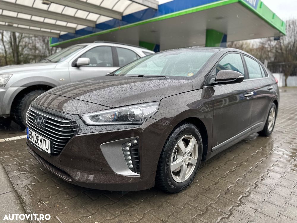 Hyundai IONIQ - 1