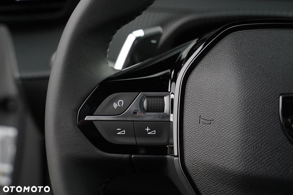 Peugeot 2008 PureTech mHEV Allure e-DCS6 - 16