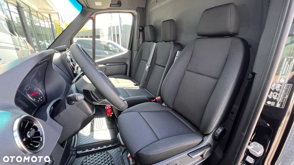 Mercedes-Benz Sprinter 319 CDI - 15