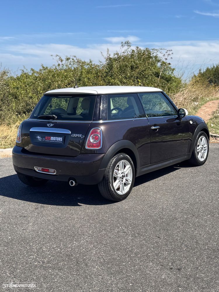 MINI 3 Portas Cooper D - 4