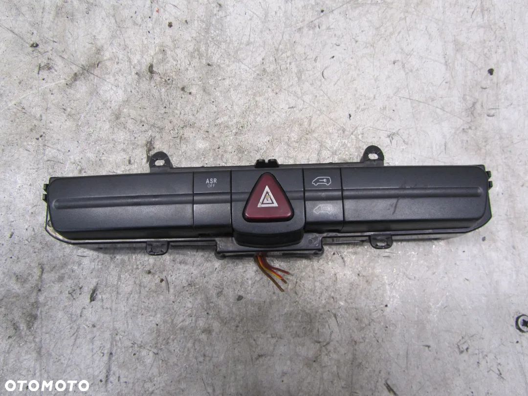 volkswagen crafter fl 2.0 tdi panel przełącznik awaryjnych a9065450107 - 1
