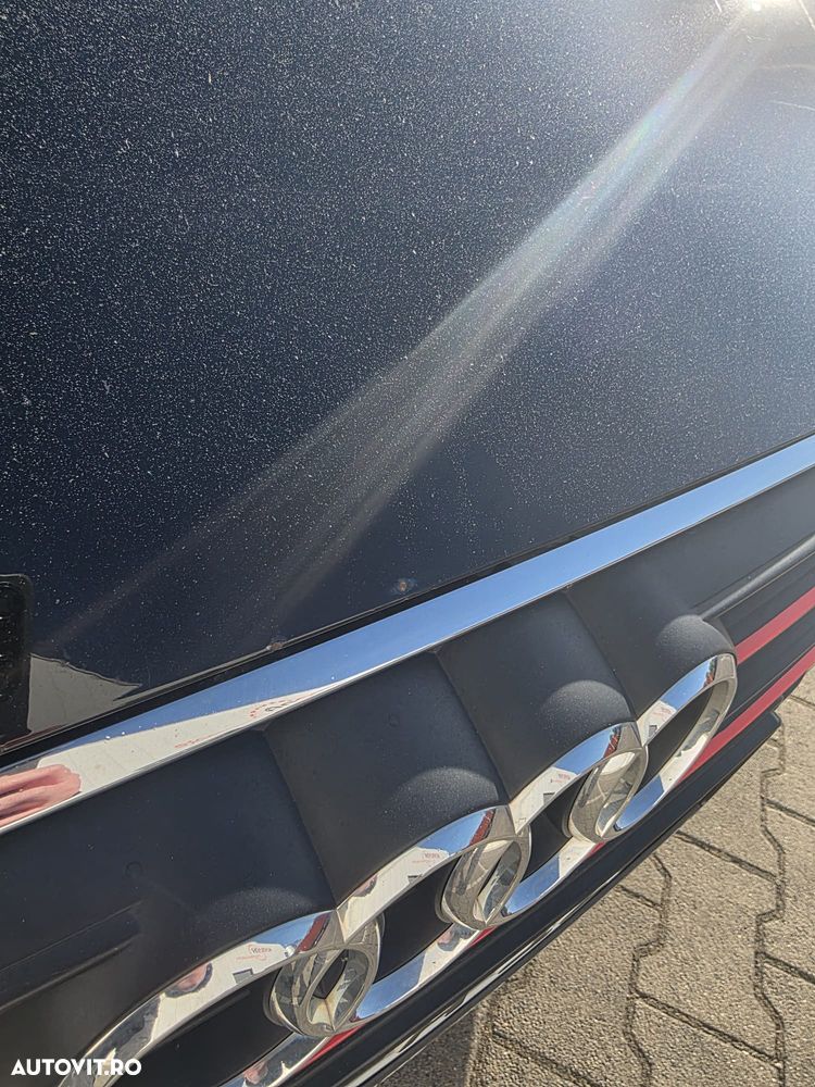 Audi A4 Avant 2.0 TDI S tronic - 10