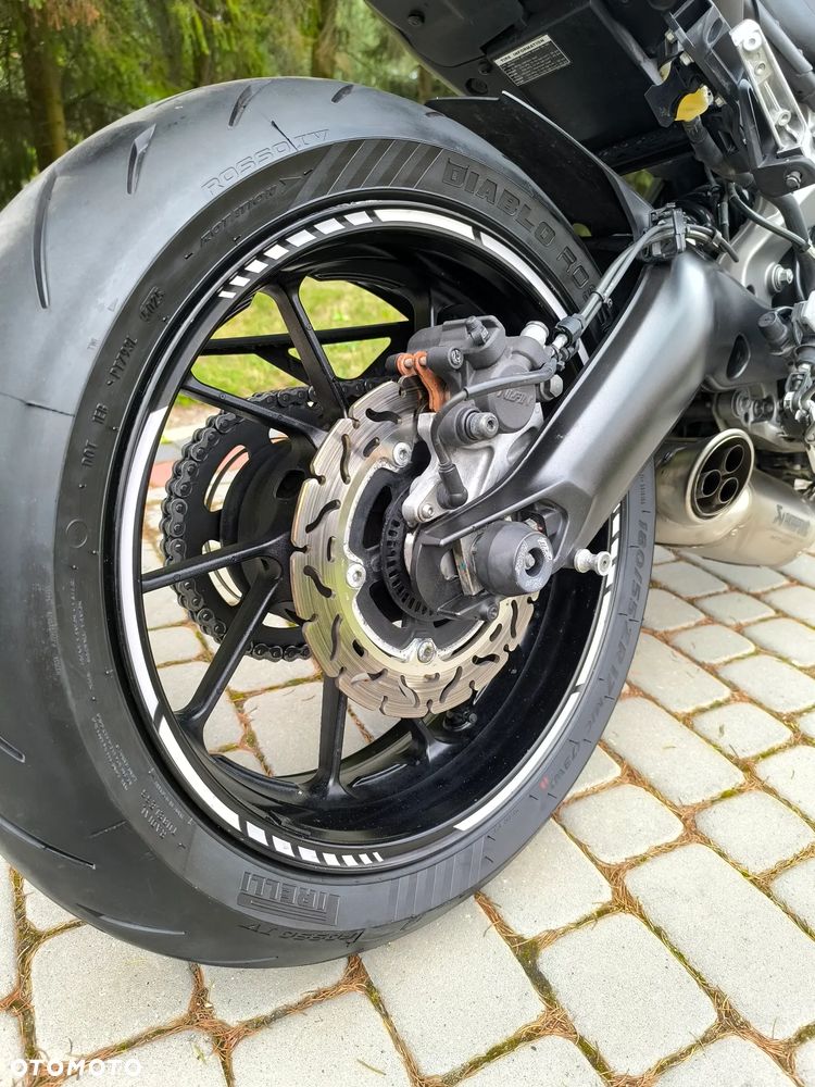 Yamaha MT - 6