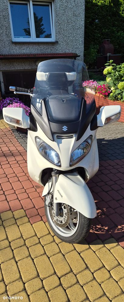 Suzuki Burgman - 1