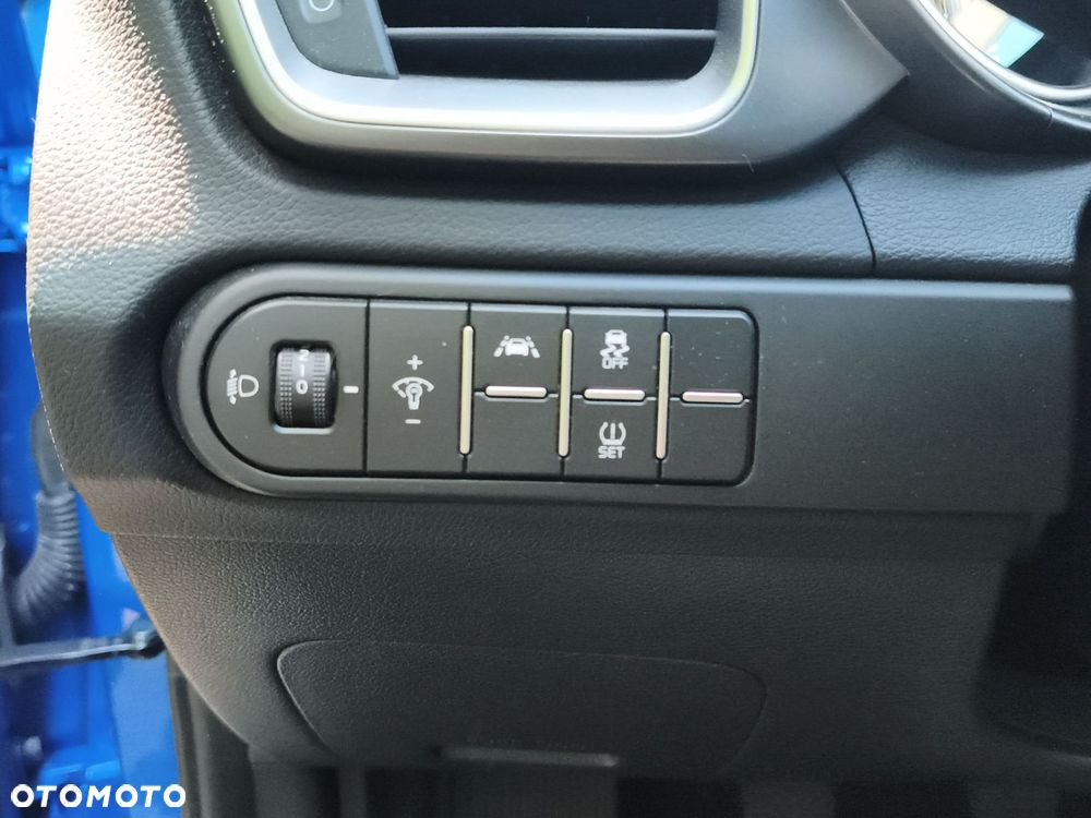 Kia XCeed 1.5 T-GDI M - 19