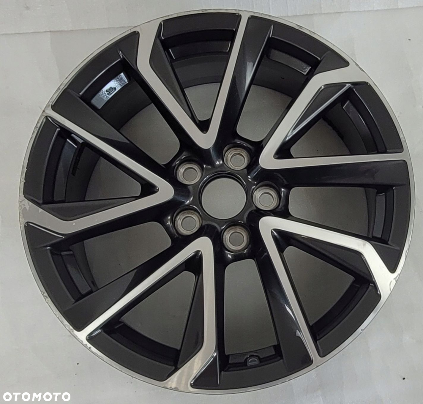 FELGA TOYOTA COROLLA E21 8x18 18 ET40 5x114,3 3419-5 - 4