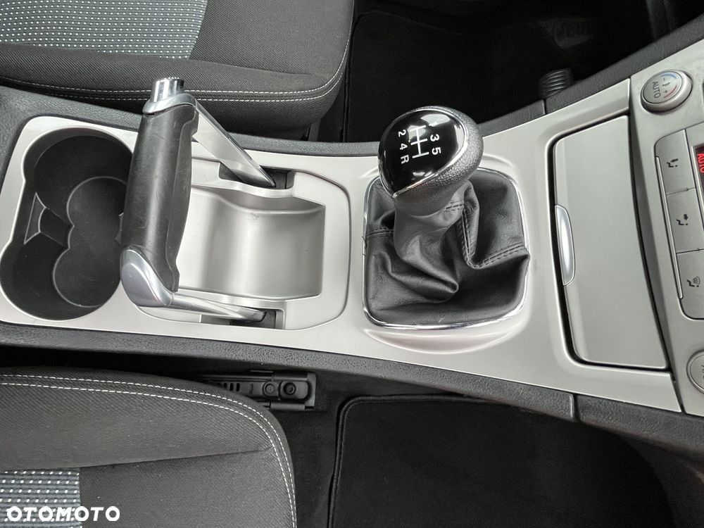 Ford Galaxy 2.0 Champions Edition - 19