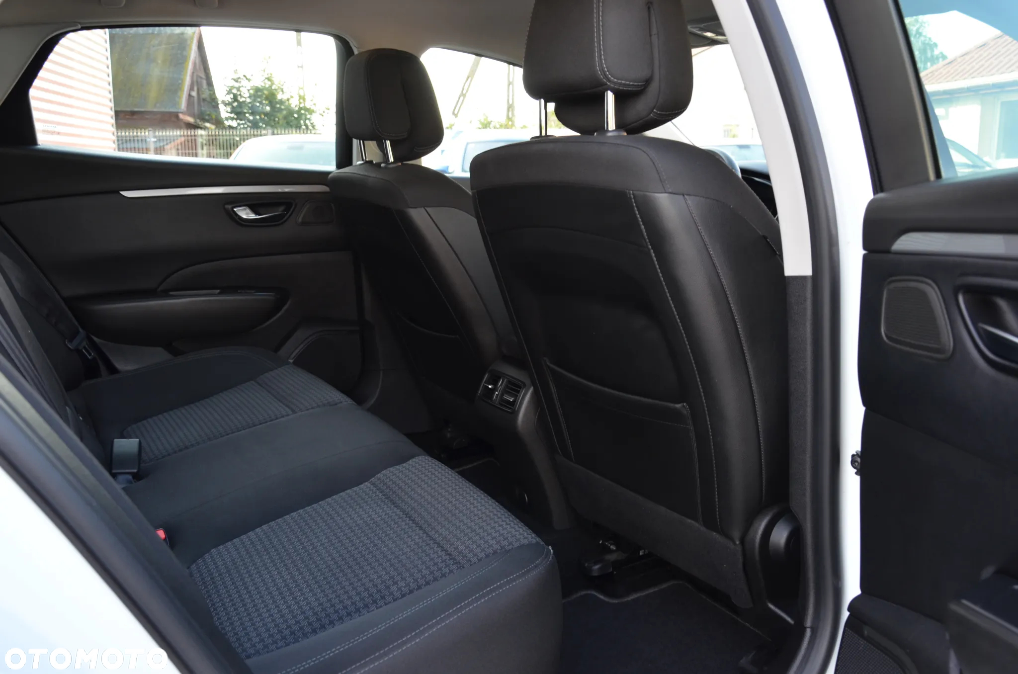 Renault Talisman 1.5 Energy dCi Life - 14
