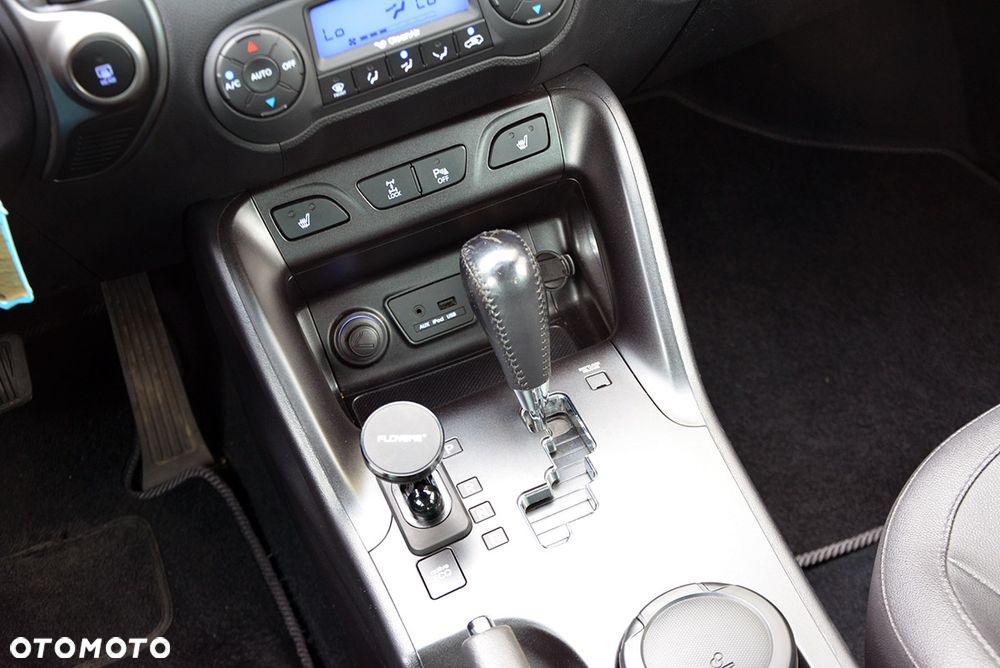 Hyundai ix35 2.0 CRDi 4WD Automatik Premium - 17