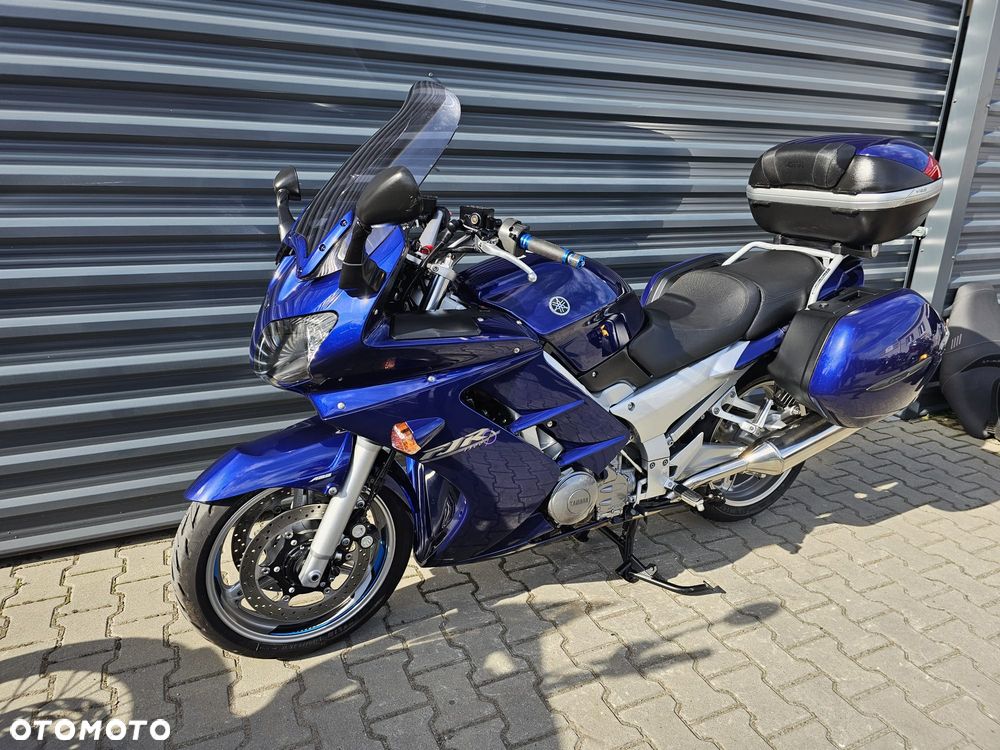 Yamaha FJR - 3