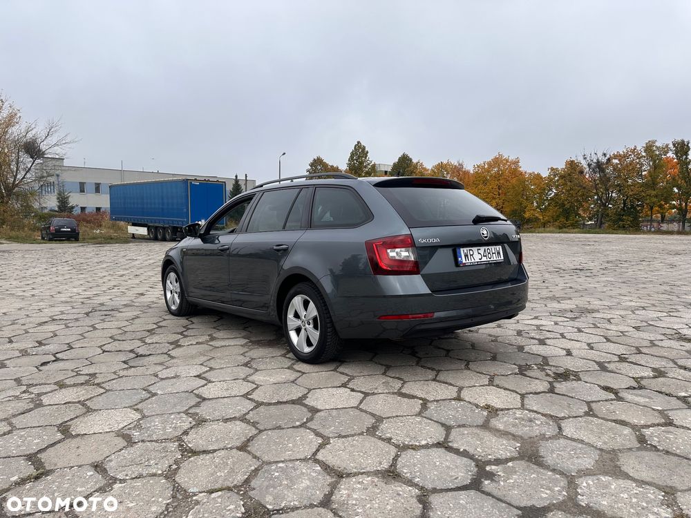 Skoda Octavia 2.0 TDI (Green tec) DSG Ambition - 3