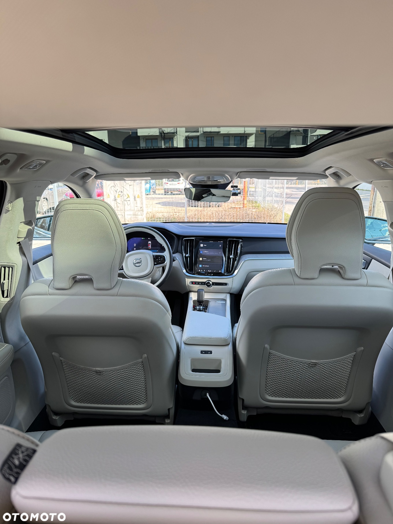 Volvo V60 Cross Country B5 B AWD Plus - 11