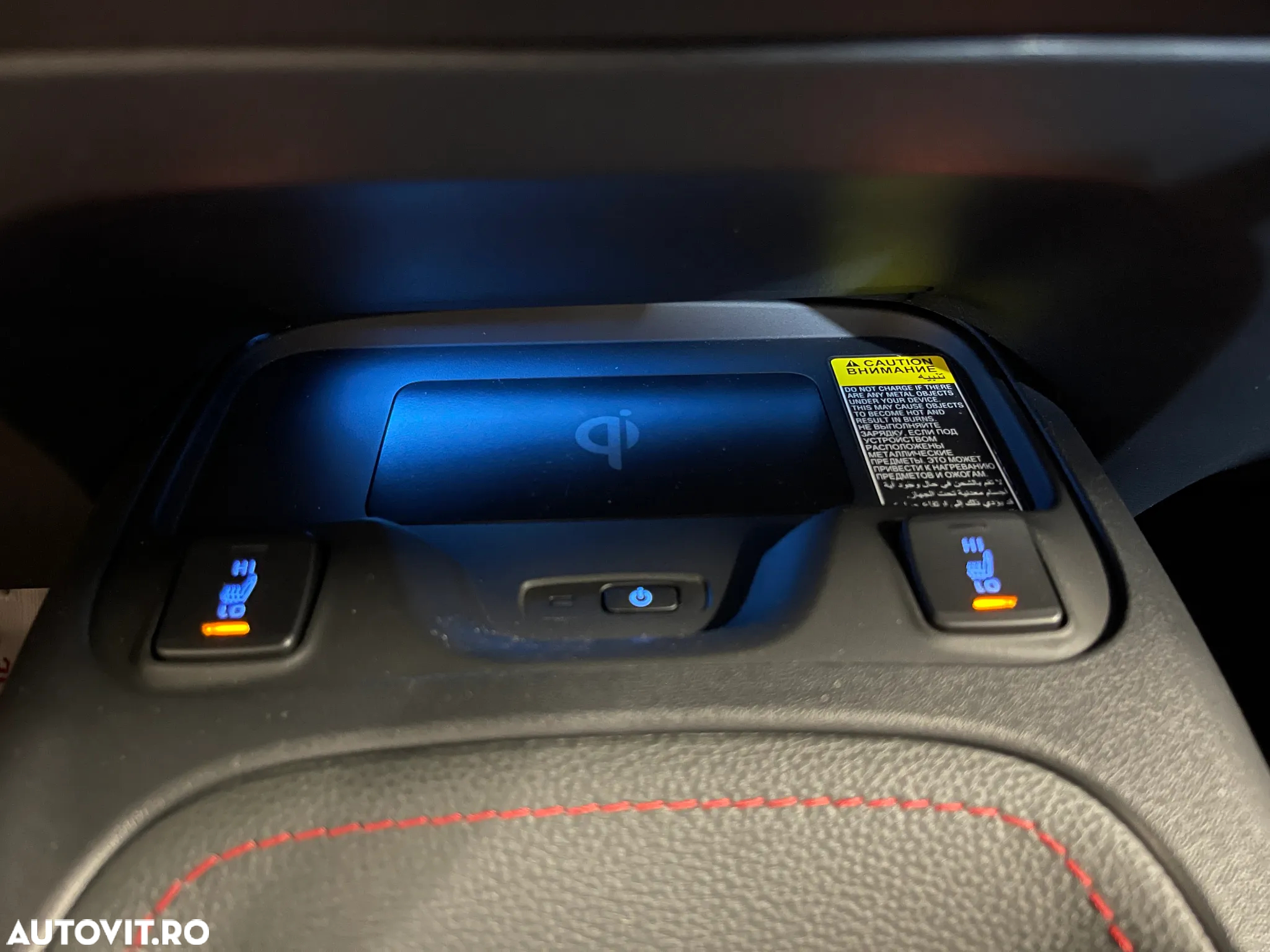 Toyota Corolla 2.0 Hybrid Lounge - 18